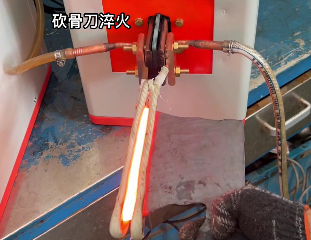 海拓高频淬火机：厨房刀具刃口性能提升的关键助力(图2)