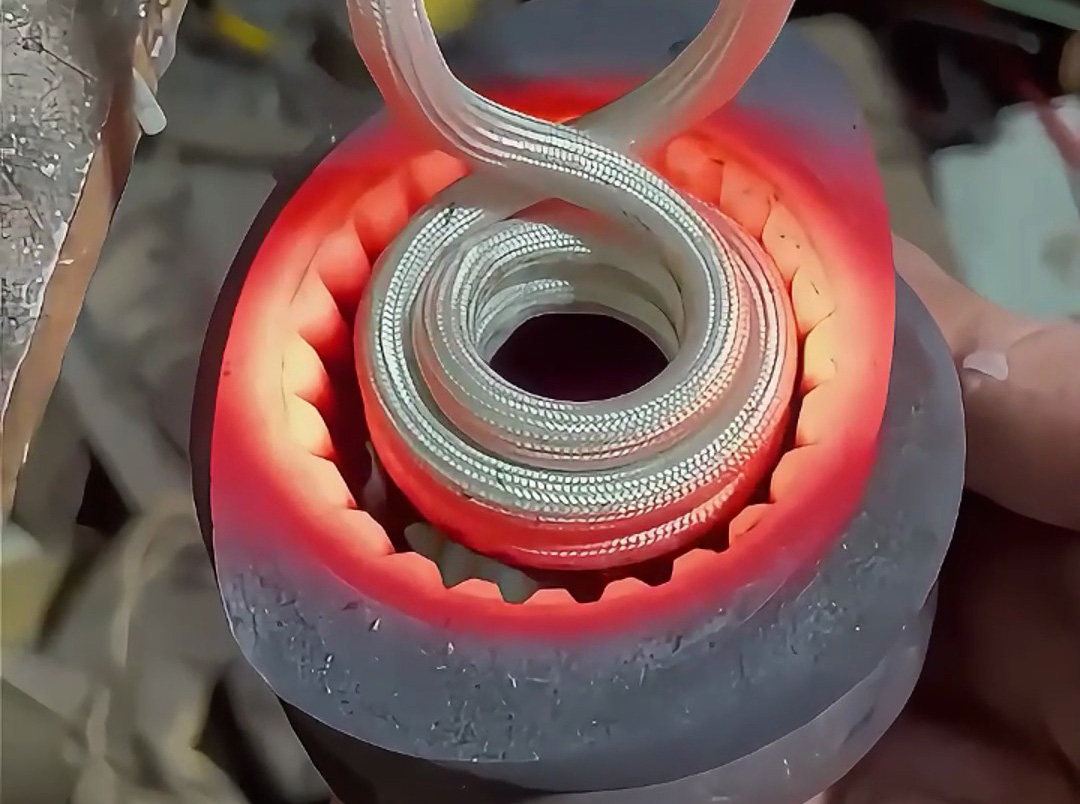 这个操作太危险！内齿牙高频淬火必看安全提示