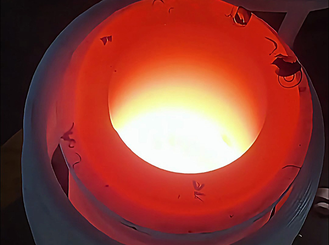 废铜再生提质增效，海瑞拓中频熔炼炉助力行业发展