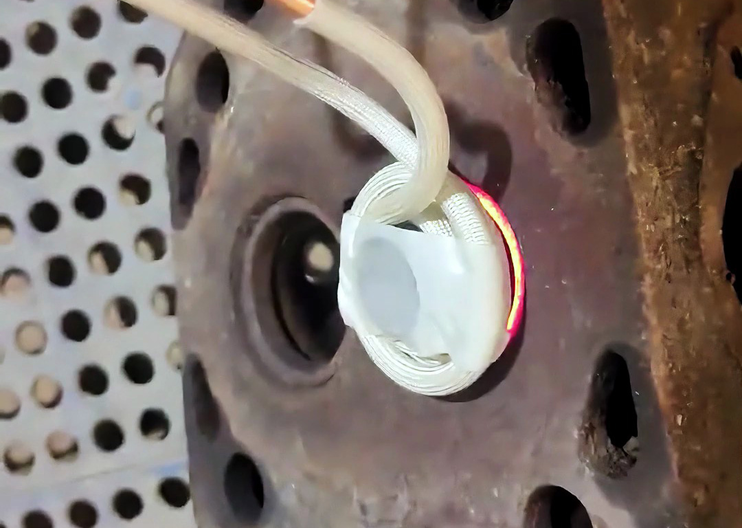 气缸环拆卸难题破解，海瑞拓手持式感应加热设备显神通(图1)