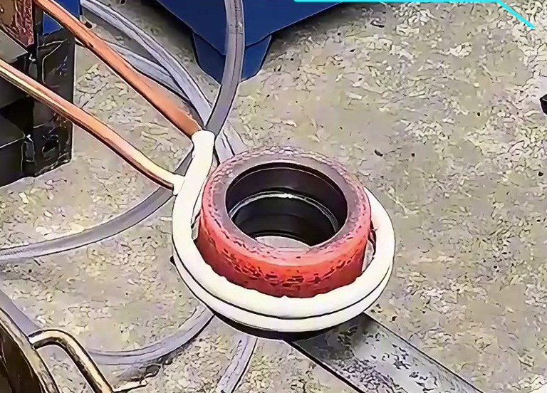 操作人员亲测：这款轴承加热设备如何节省30%成本？