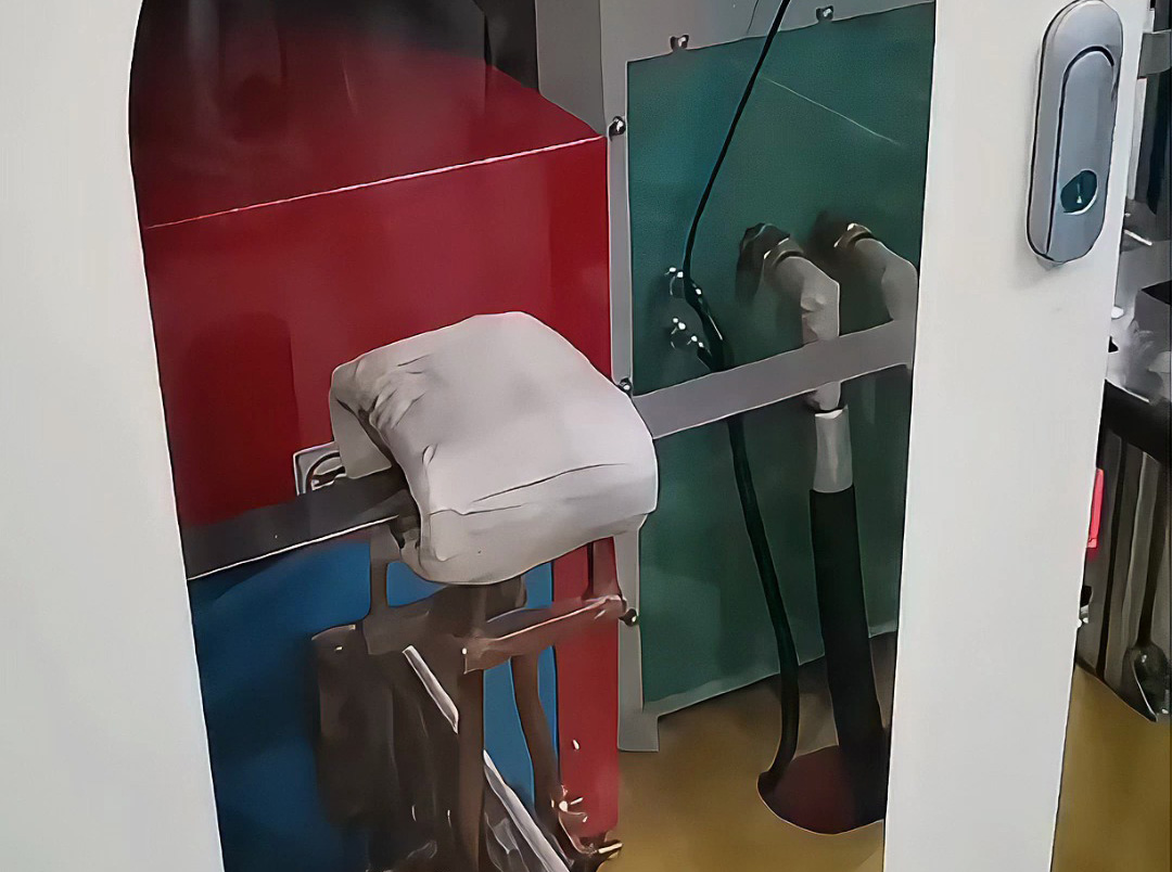  每分钟12米！海瑞拓超高频加热机，不锈钢带在线退火高效之选(图1)