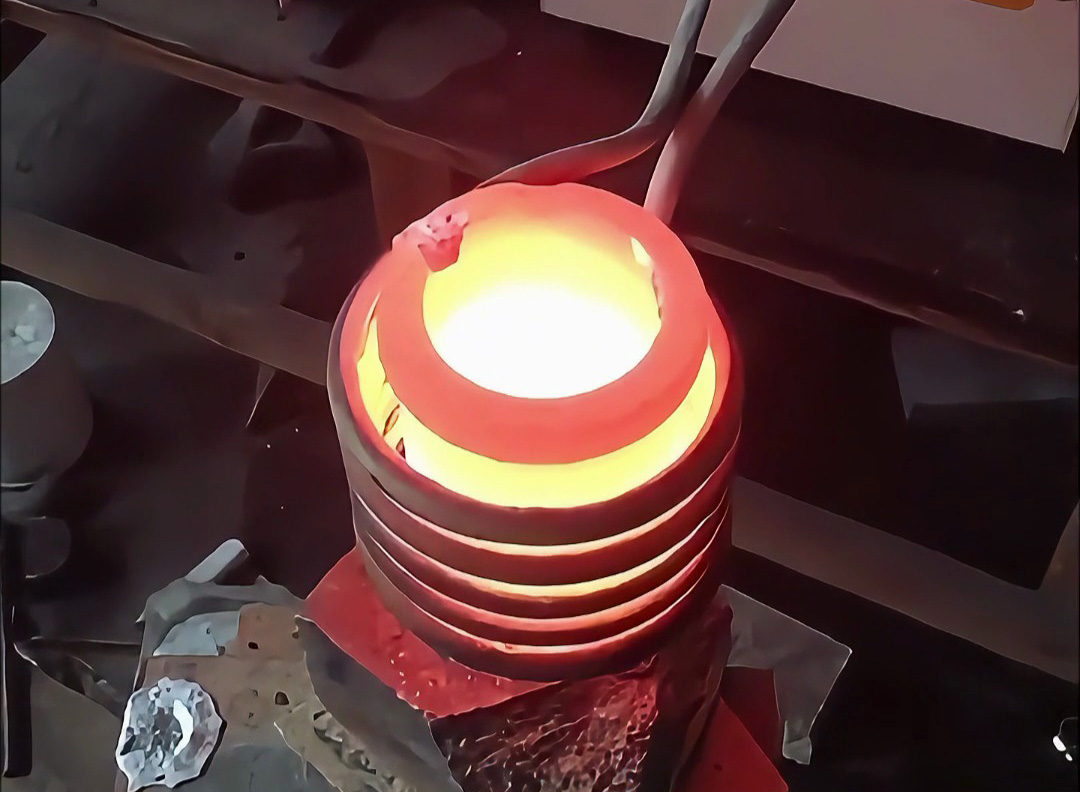 220V家用电源就能用！海瑞拓小型高频熔炼炉，小场景熔炼神器(图1)