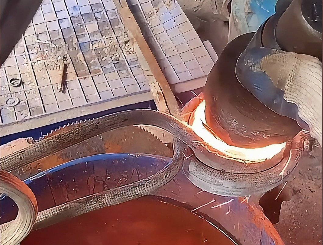 利用高频加热机热拆截齿钨钢头回收