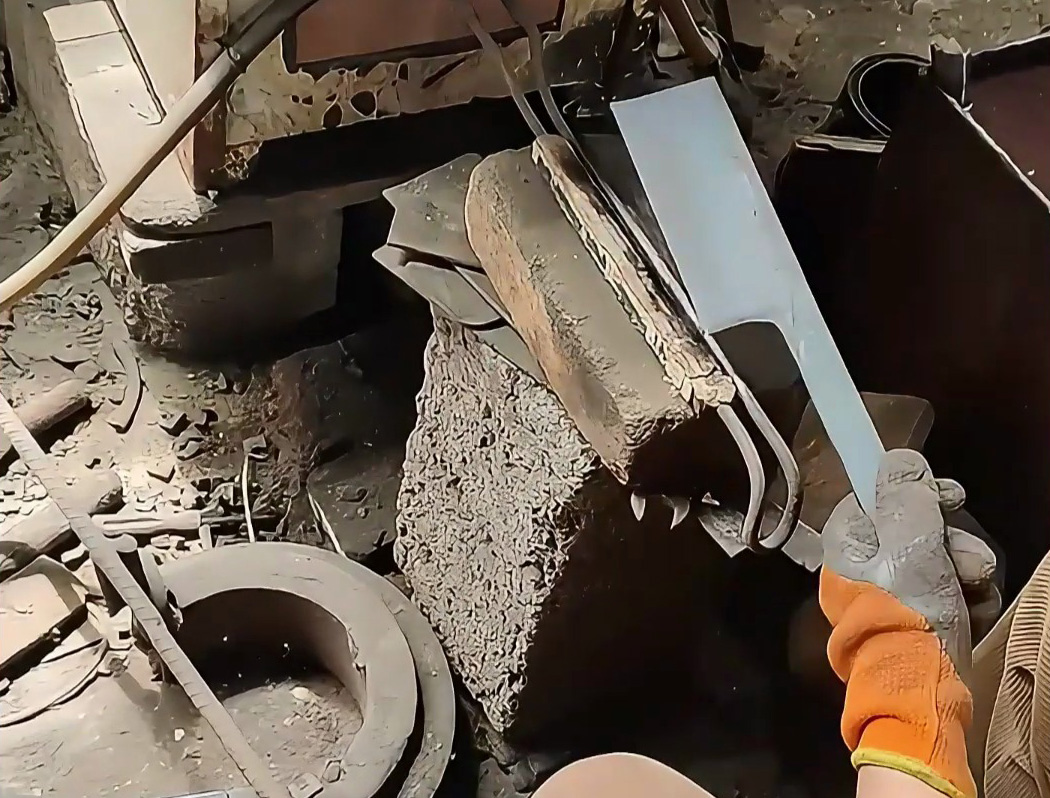 揭秘海瑞拓高频淬火机：刀具淬火的秘密武器，瓦刀加工老板必看！(图1)