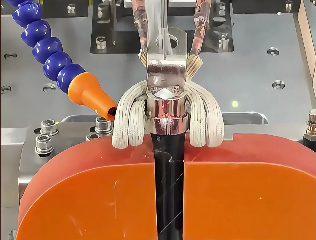 线束端子锡焊升级！自动化高频焊接，让成本直降、品质翻倍(图1)