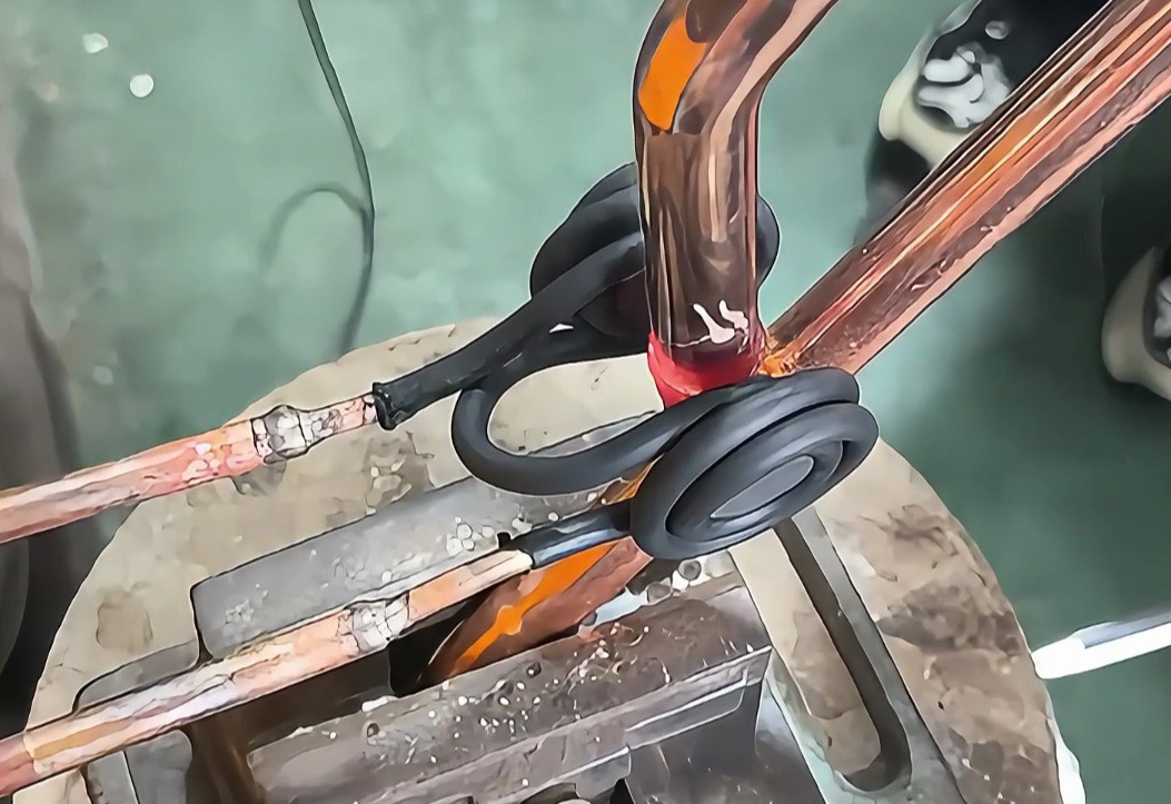 海瑞拓手持式高频焊机0门槛操作！6x8mm铜管焊接轻松搞定！(图2)