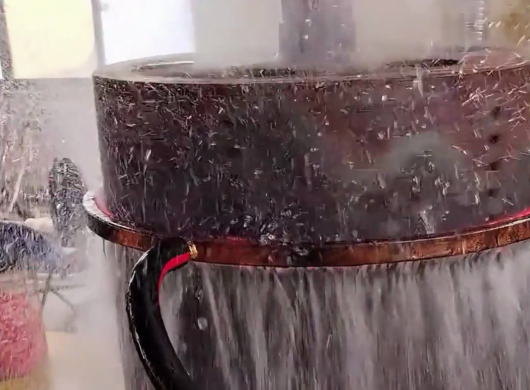 海瑞拓超音频淬火机床:滚轴批量热处理优选,耐磨又稳定(图3) 海瑞拓超音频淬火机床:滚轴批量热处理优选,耐磨又稳定(图3)