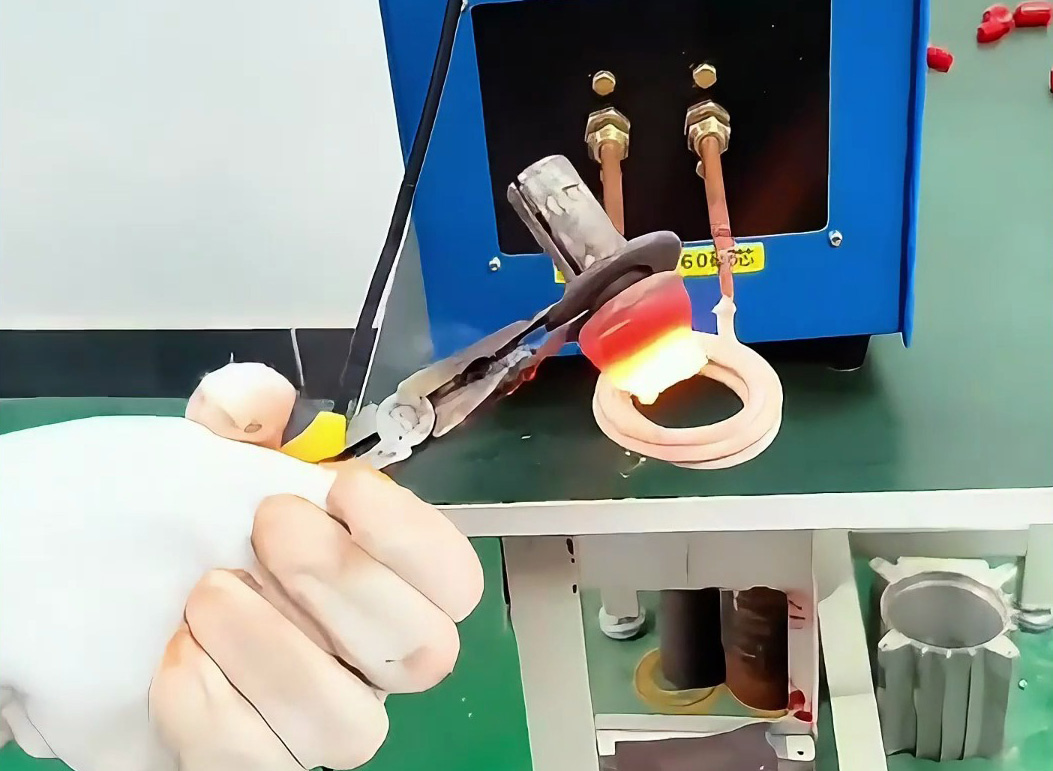 钨钢钻头热处理神器，高频加热机热拆取操作展示！ 