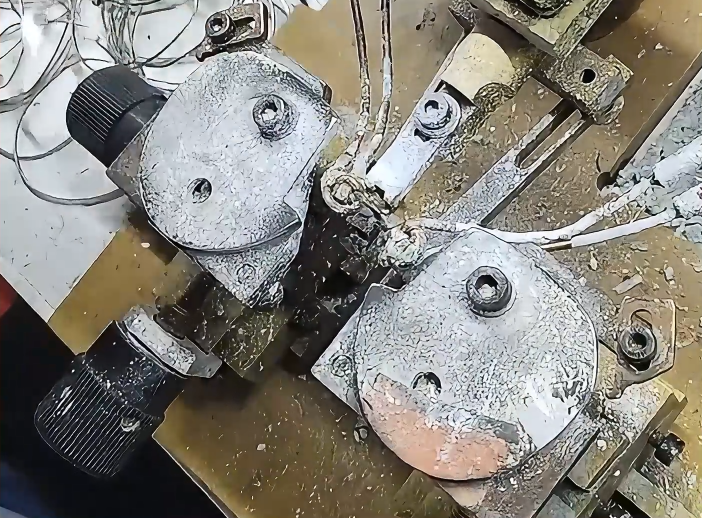 眼镜框架金属丝如何焊接？超高频焊接机实操演示！