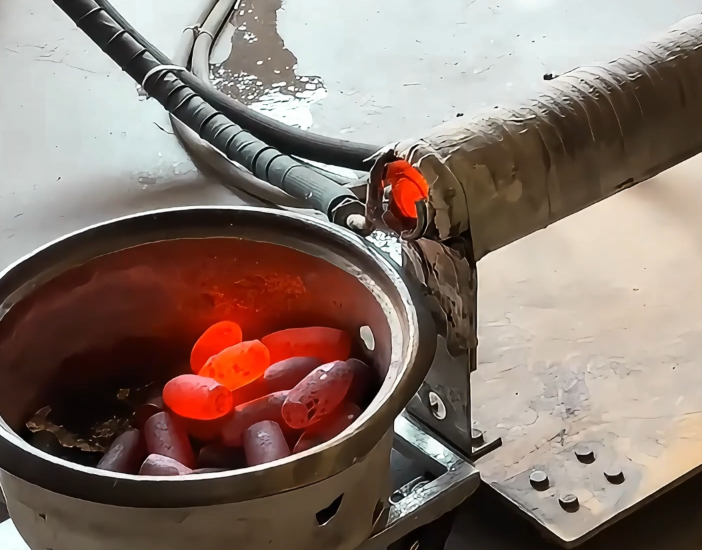 锻造神器！感应加热设备如何提升生产效率？