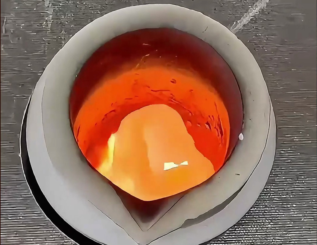 贵金属熔炼选什么？智能高频熔金机来了！