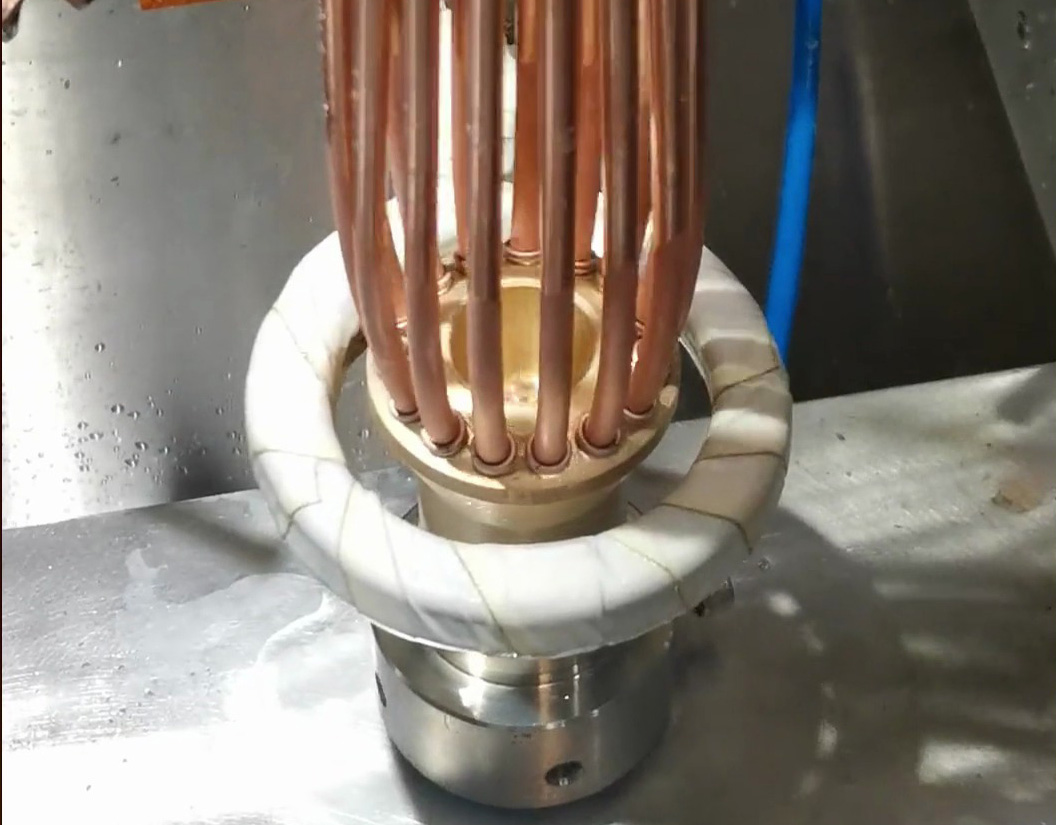 多管口同步焊接的秘密武器！自动化高频焊接你见过吗？